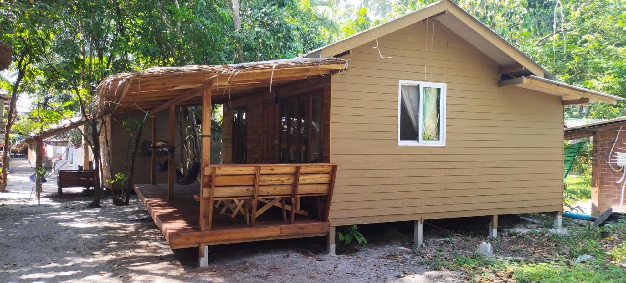 Hotel Lazy Hut Koh Phayam Exterior foto